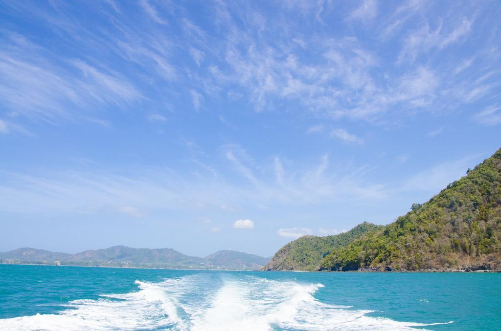 Coral Island Resort Phuket Exterior photo