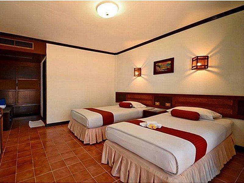 Coral Island Resort Phuket Exterior photo
