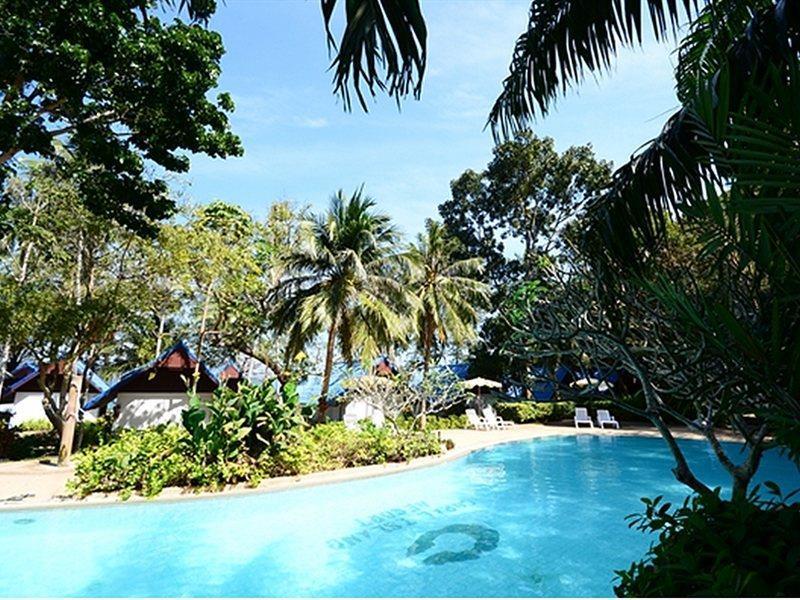 Coral Island Resort Phuket Exterior photo