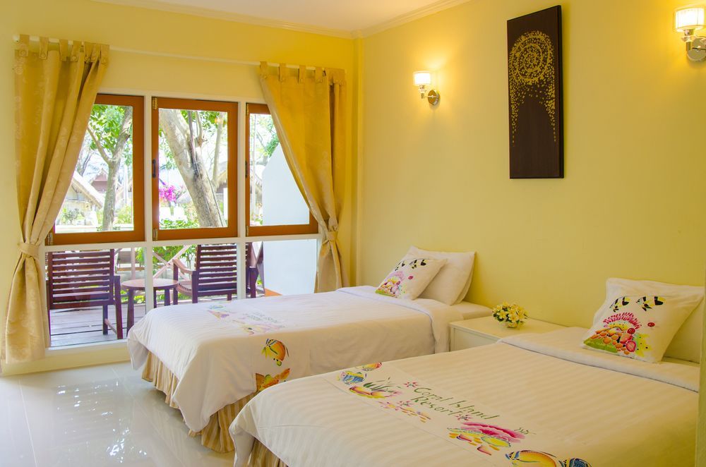 Coral Island Resort Phuket Exterior photo