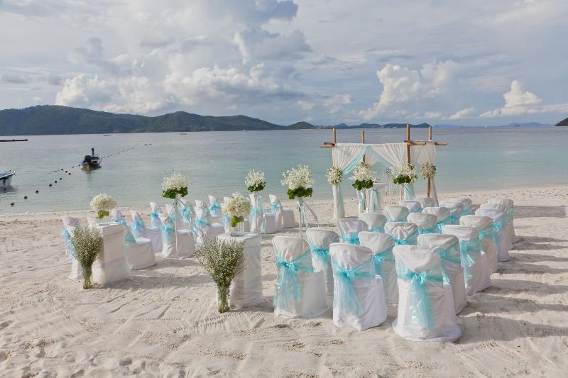 Coral Island Resort Phuket Exterior photo