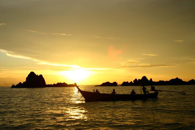 Coral Island Resort Phuket Exterior photo